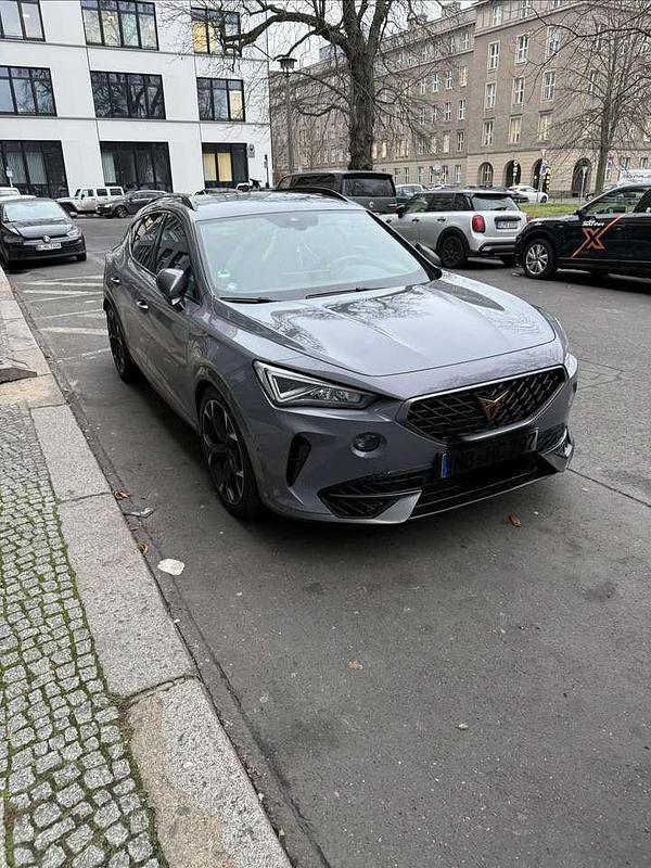 Grau Gebraucht 2021 Cupra Formentor VZ SUV | 31.000 € (Fairer Preis) - Bild 1/4