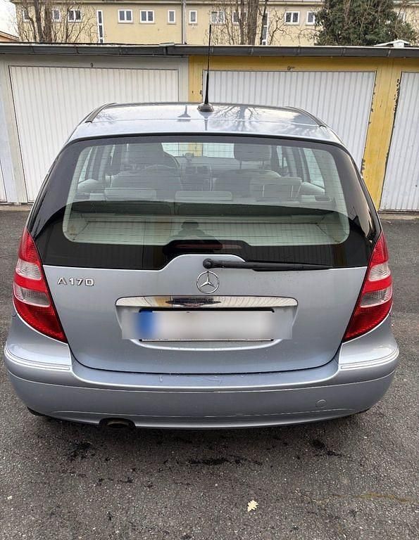 Gebraucht Mercedes A170 Elegance 116 PS (85 kW) 2006 Blau Van / Kleinbus