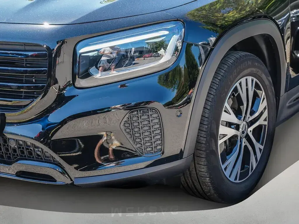 Gebraucht Mercedes GLB220 Progressive 190 PS (139 kW) 2025 Schwarz SUV
