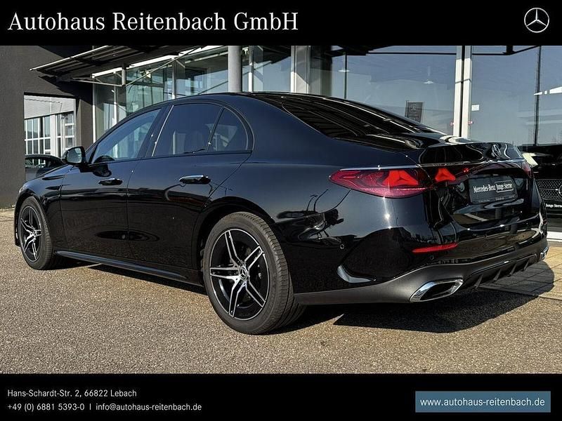 Gebraucht Mercedes E200 AMG 204 PS (150 kW) 2024 Lack obsidianschwarz Limousine