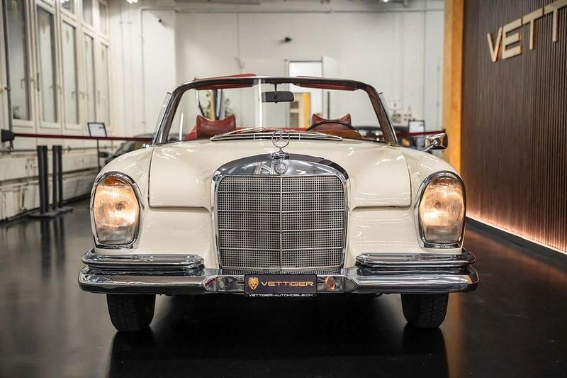 Gebraucht Mercedes 220 SE 120 PS (88 kW) 1963 Weiß Cabrio