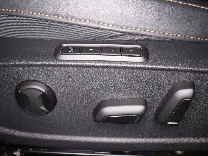 Gebraucht Cupra Leon 245 PS (180 kW) 2021 Weiß Kombi