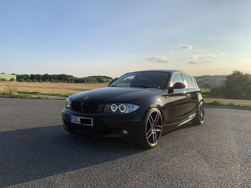 Gebraucht BMW 116 M Sport 116 PS (85 kW) 2005 Schwarz Kleinwagen