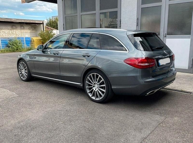 Gebraucht Mercedes C400 333 PS (244 kW) 2016 Grau Kombi