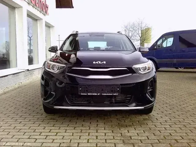 Gebraucht Kia Stonic Vision 101 PS (74 kW) 2023 Schwarz SUV