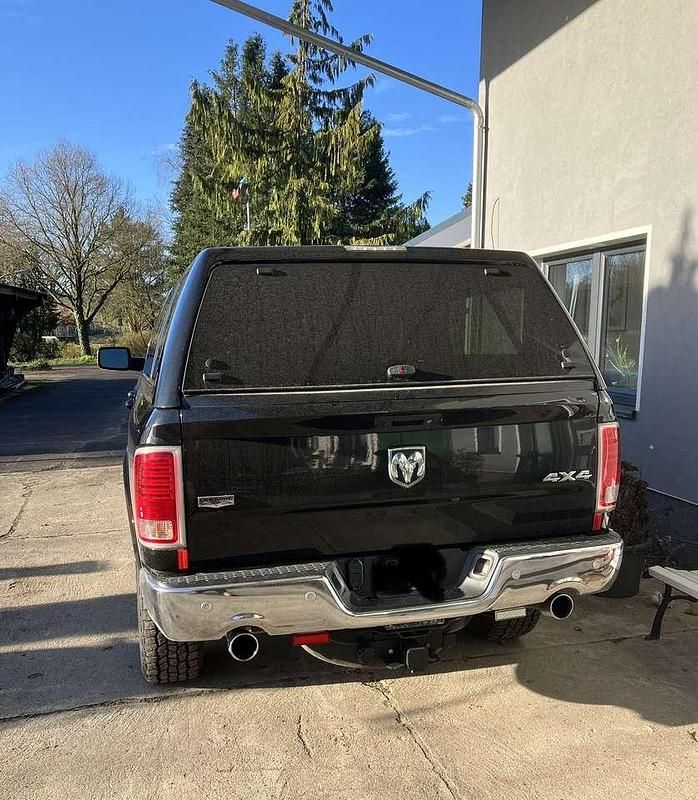 Gebraucht Dodge Ram 401 PS (294 kW) 2014 Schwarz Abholung