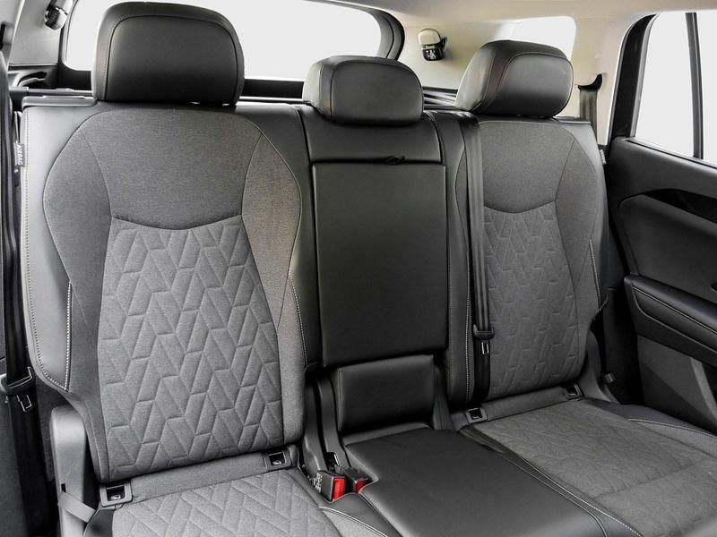 Gebraucht VW Tayron Life 150 PS (110 kW) 2025 Schwarz SUV