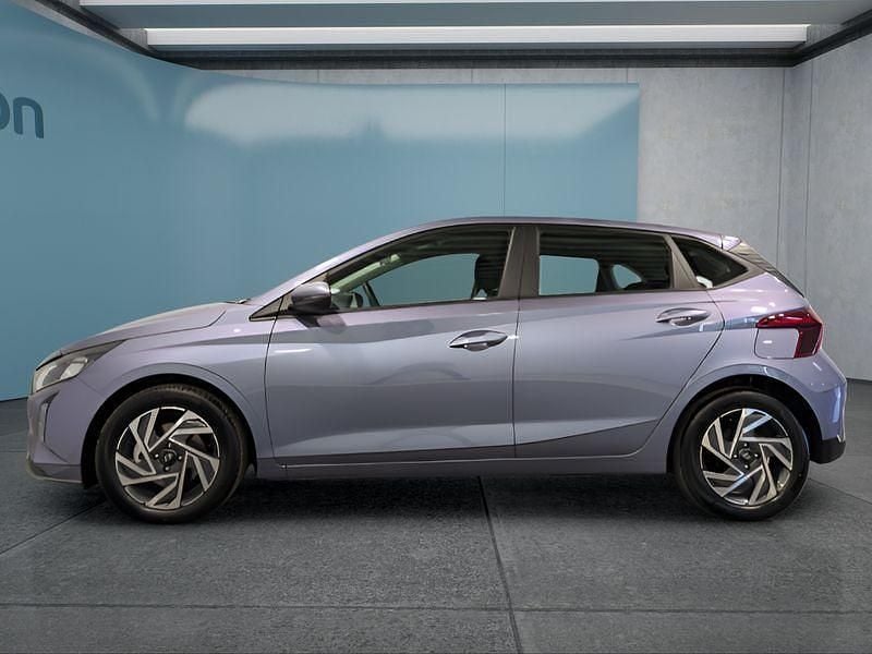 Blau Gebraucht 2024 Hyundai i20 Kleinwagen | 20.999 € (Guter Preis) - Bild 1/4