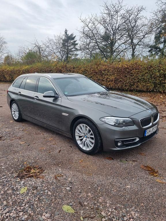 Gebraucht BMW 520 Luxury Line 184 PS (135 kW) 2014 Grau Kombi