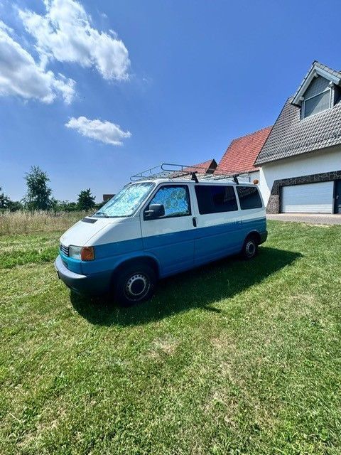Weiß Gebraucht 2003 VW T4 Van | 13.500 € (Etwas zu teuer) - Bild 1/4