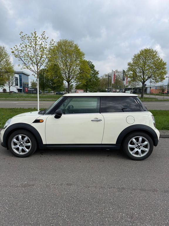 Gebraucht Mini ONE 75 PS (55 kW) 2011 Beige Kleinwagen