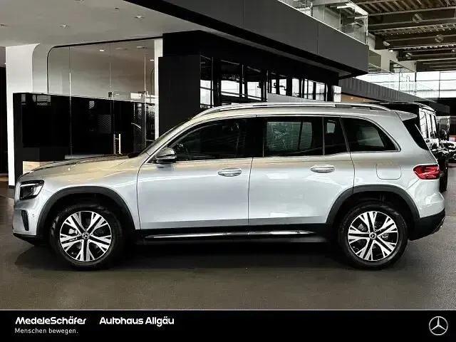 Gebraucht Mercedes GLB180 Advanced 136 PS (100 kW) 2025 Hightechsilber SUV