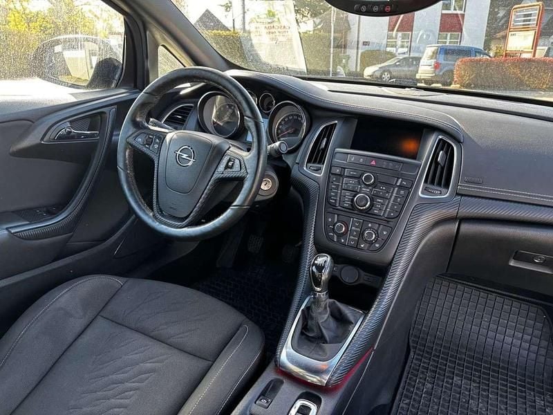 Gebraucht Opel Cascada Edition 140 PS (102 kW) 2017 Schwarz Cabrio