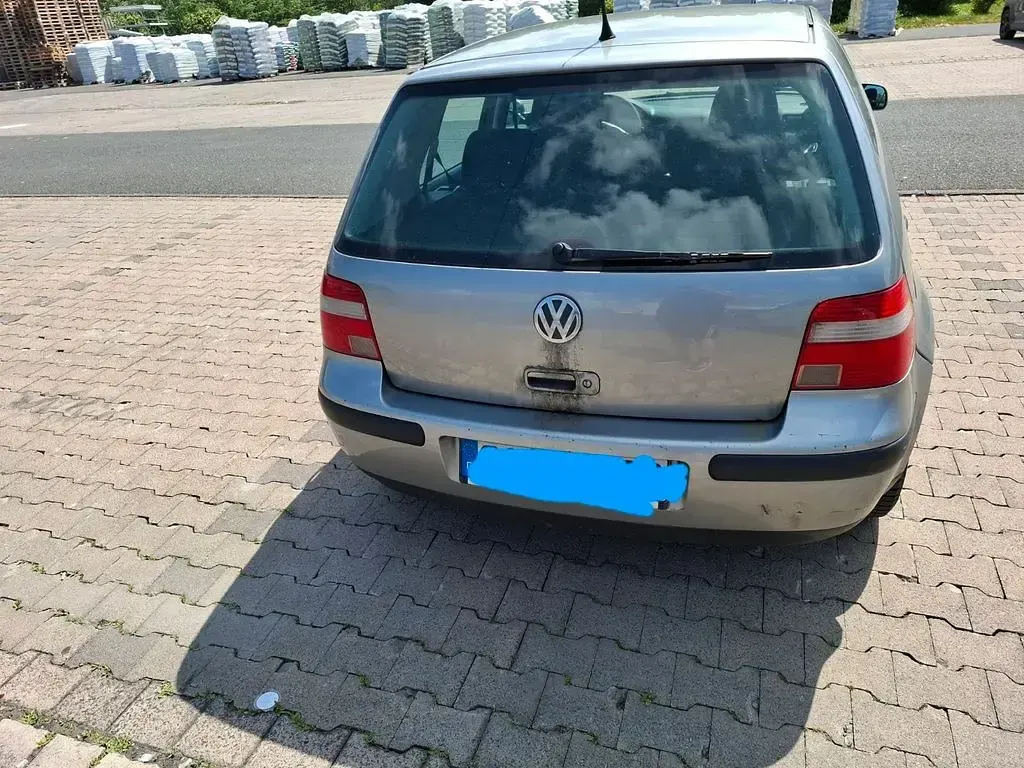 Gebraucht VW Golf IV Basis 101 PS (74 kW) 2003 Grau Limousine