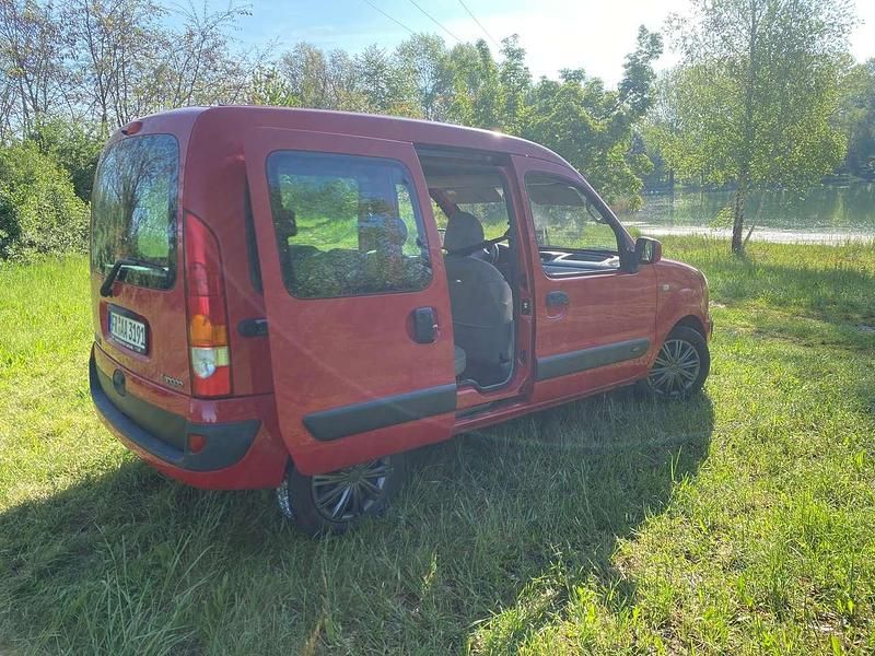 Usata Renault Kangoo Expression 84 CV (61 kW) 2006 Rosso Station wagon