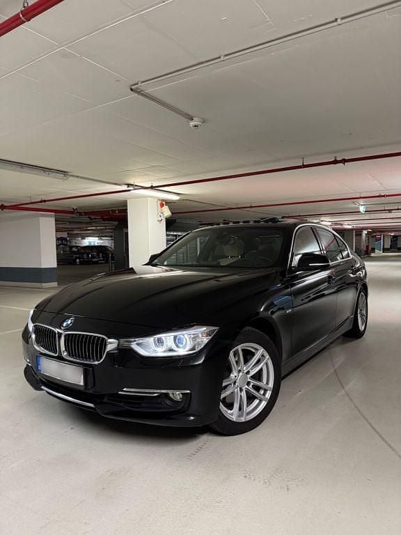 Gebraucht BMW 328 Luxury Line 245 PS (180 kW) 2013 Schwarz Limousine