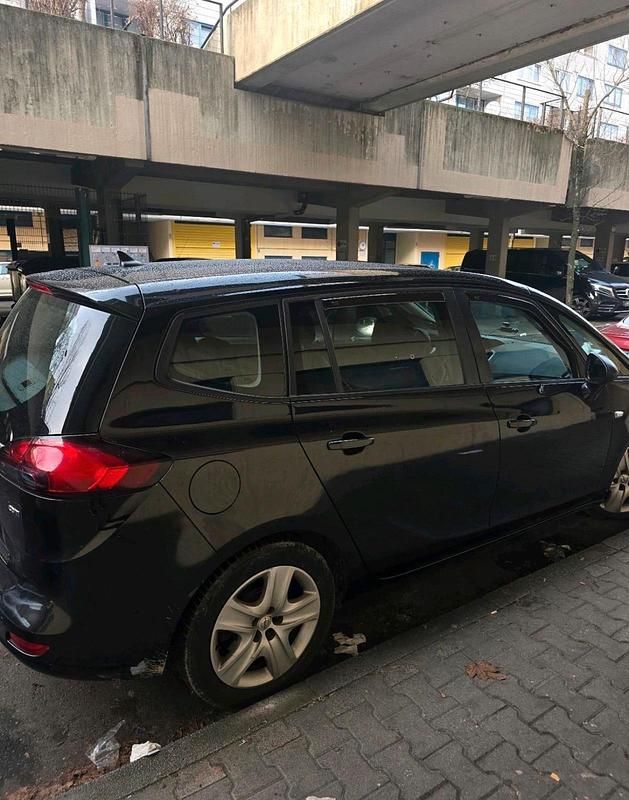 Gebraucht Opel Zafira Tourer 136 PS (100 kW) 2015 Schwarz Van / Kleinbus