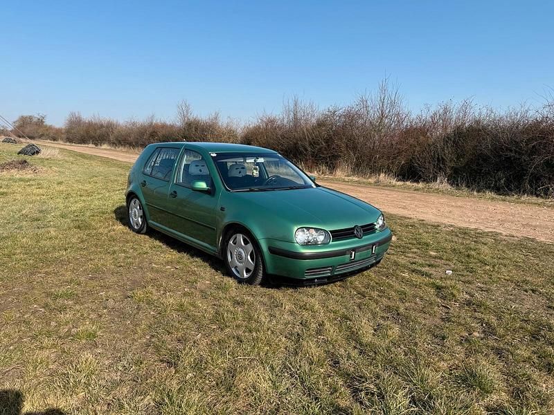 Gebraucht VW Golf IV 75 PS (55 kW) 2001 Grün Limousine