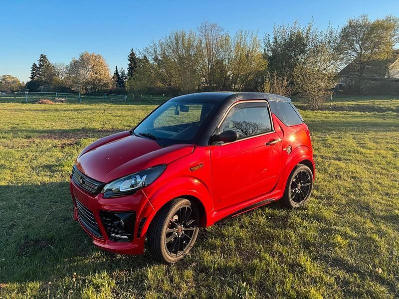 Gebraucht Ligier JS50 2022 Rot Kleinwagen