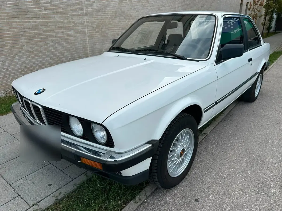 Gebraucht BMW 316 90 PS (66 kW) 1984 Weiß Coupé