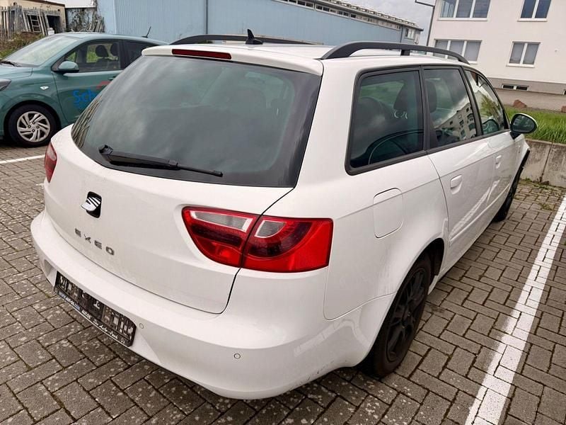 Gebraucht Seat Exeo Style 143 PS (105 kW) 2011 Weiß Kombi