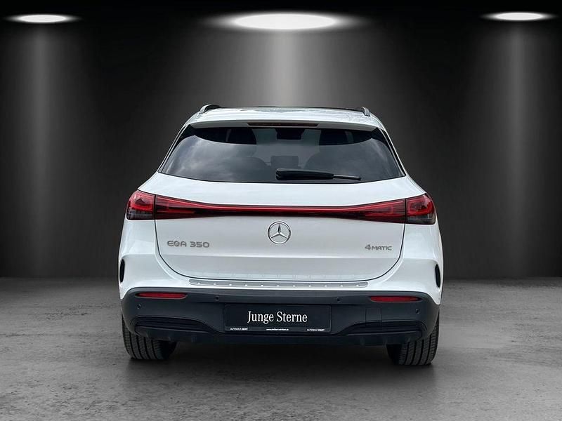 Gebraucht Mercedes EQA350 AMG 214 kW (292 PS) 2022 Digitalweiß SUV