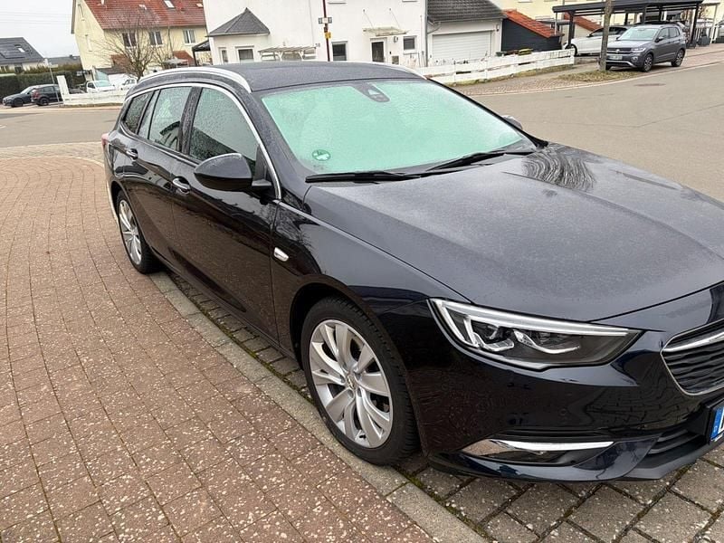Gebraucht Opel Insignia Innovation 165 PS (121 kW) 2017 Blau Kombi