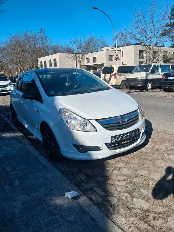 Usata Opel Corsa Sport 80 CV (58 kW) 2007 Bianco Utilitaria