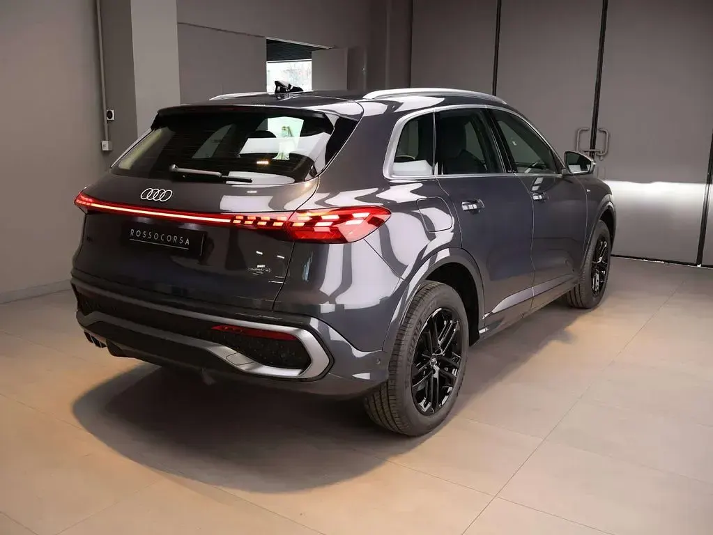 Gebraucht Audi Q5 S-Line 204 PS (150 kW) 2025 Grau SUV