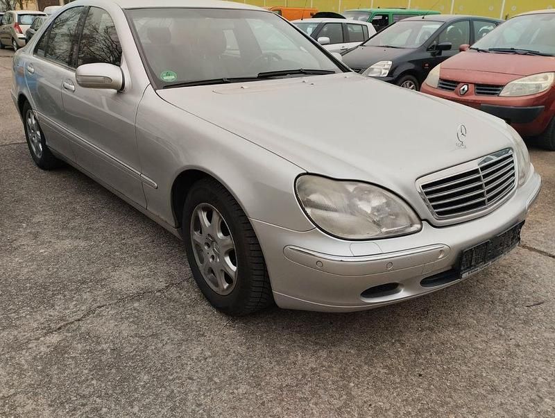 Silber Gebraucht 2003 Mercedes S320 Limousine | 2.000 € - Bild 1/4