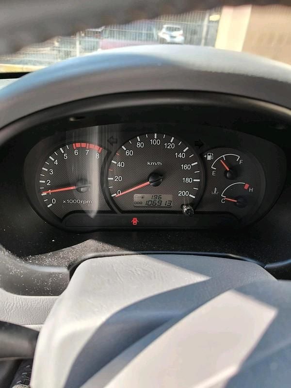 Gebraucht Hyundai Accent 84 PS (61 kW) 2003 Silber Limousine