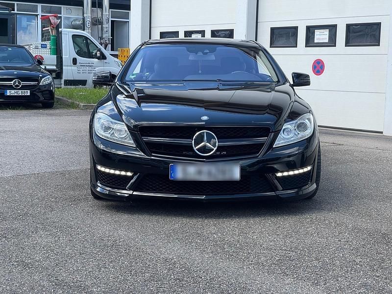 Schwarz Gebraucht 2011 Mercedes CL63 AMG Coupé | 41.800 € (Teuer) - Bild 1/4
