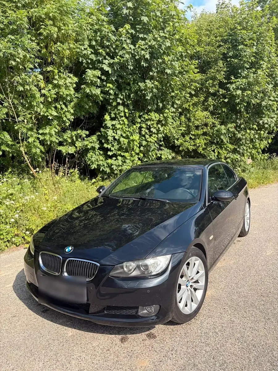Gebraucht BMW 325 Cabriolet 218 PS (160 kW) 2009 Schwarz Cabrio