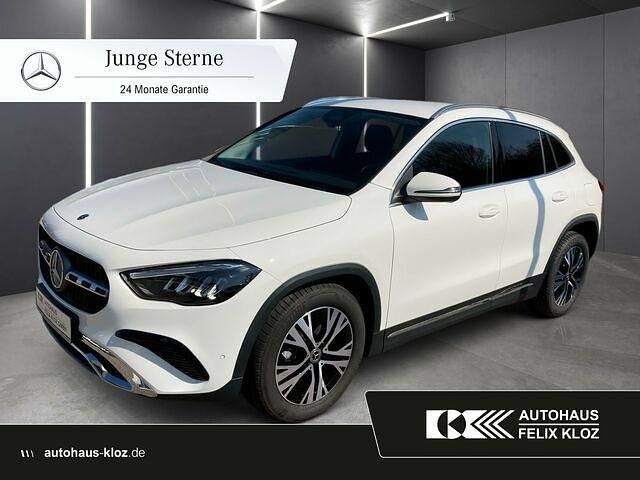 Weiß Gebraucht 2024 Mercedes GLA180 Progressive SUV | 42.900 € - Bild 1/2