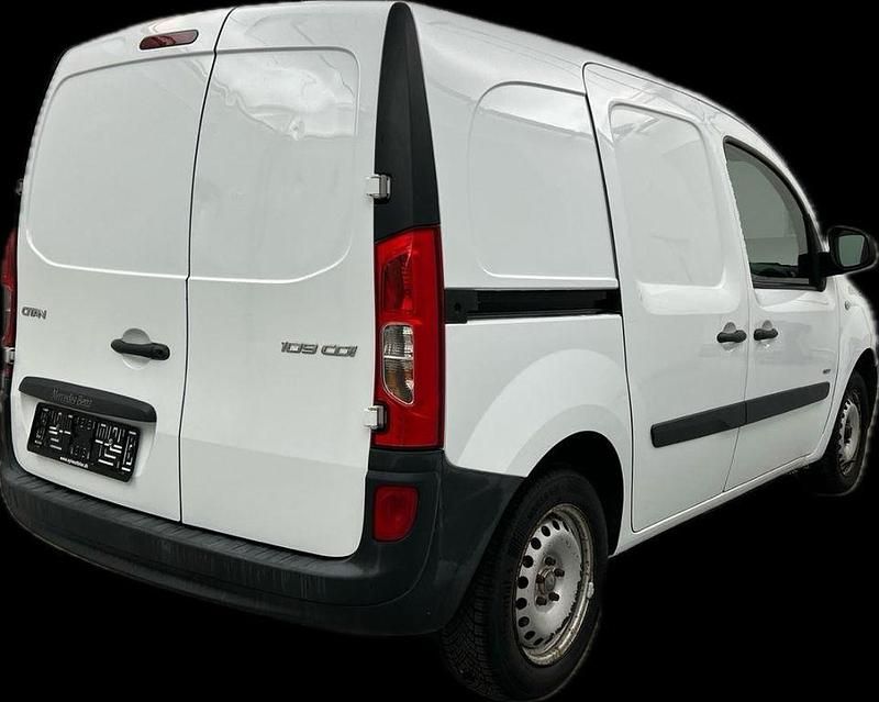 Gebraucht Mercedes Citan 109 90 PS (66 kW) 2017 Arktikweiss Van / Kleinbus