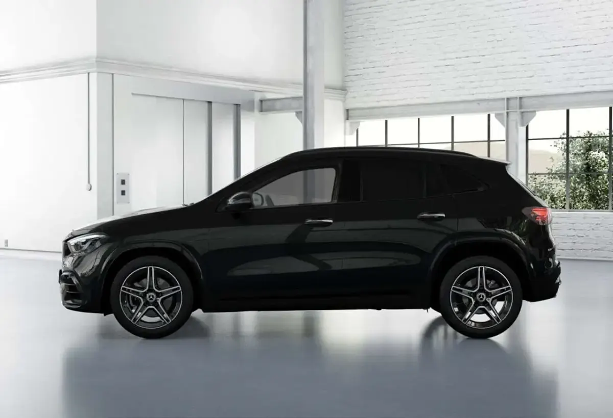 Gebraucht Mercedes GLA200 AMG 163 PS (119 kW) 2026 Nachtschwarz uni SUV