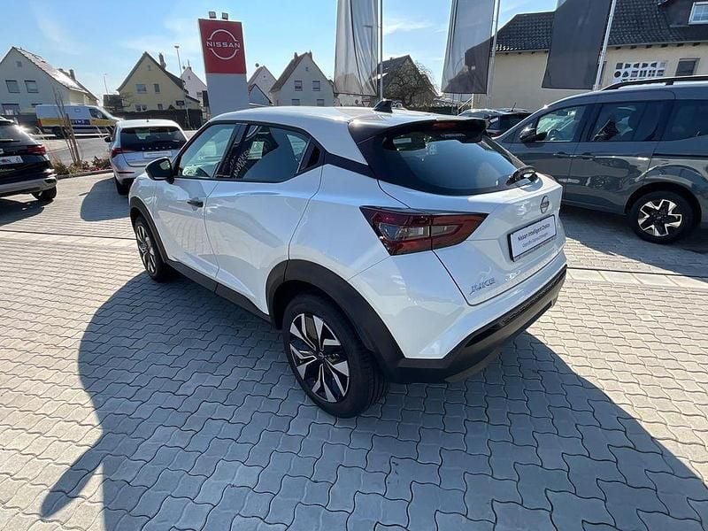 Neu Nissan Juke Acenta 114 PS (83 kW) 2026 Weiß SUV