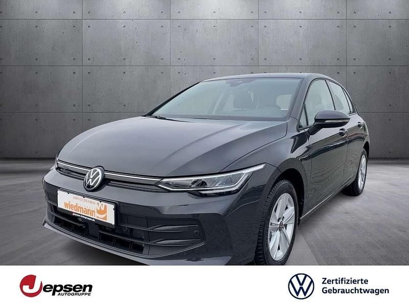 Uranograu Gebraucht 2025 VW Golf VIII Life Limousine | 24.470 € (Guter Preis) - Bild 1/4