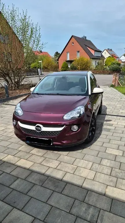 Używany Opel Adam Glam 87 KM (63 kW) 2018 Czerwony Hatchback