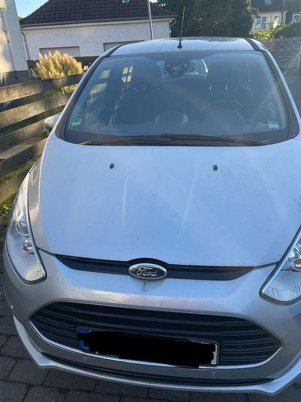 Occasion Ford B-MAX Titanium 105 ch (77 kW) 2016 Argent Monospace