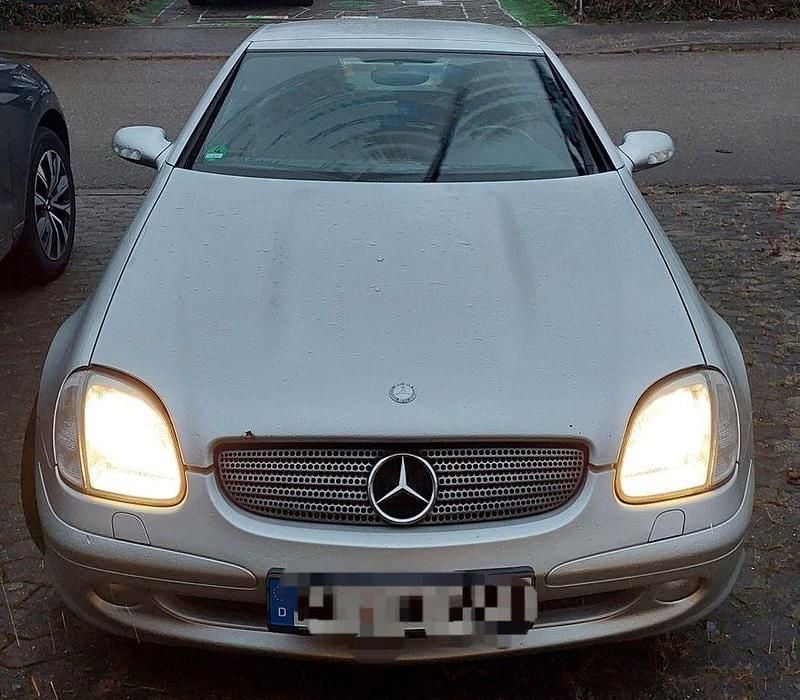 Gebraucht Mercedes SLK200 163 PS (119 kW) 2002 Silber Cabrio