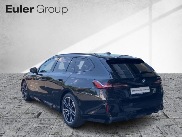 Gebraucht BMW 520 Performance 197 PS (144 kW) 2024 Schwarz Kombi