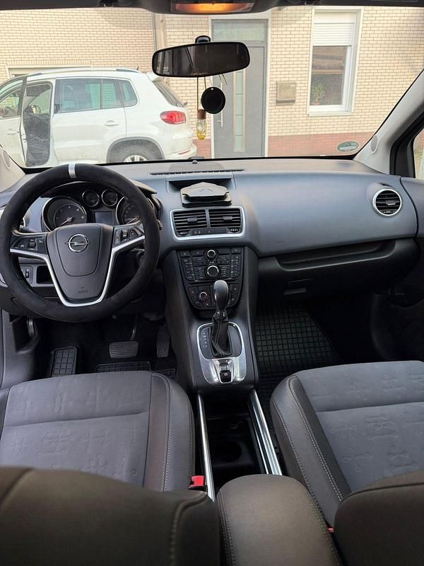 Gebraucht Opel Meriva 115 PS (84 kW) 2010 Beige Van / Kleinbus