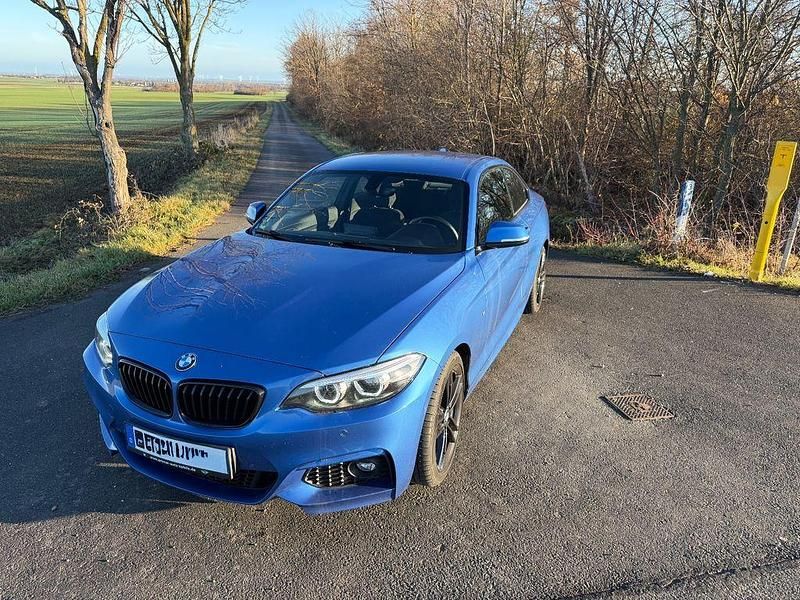 Blau Gebraucht 2021 BMW 220 M Sport Coupé | 25.000 € (Superpreis) - Bild 1/4