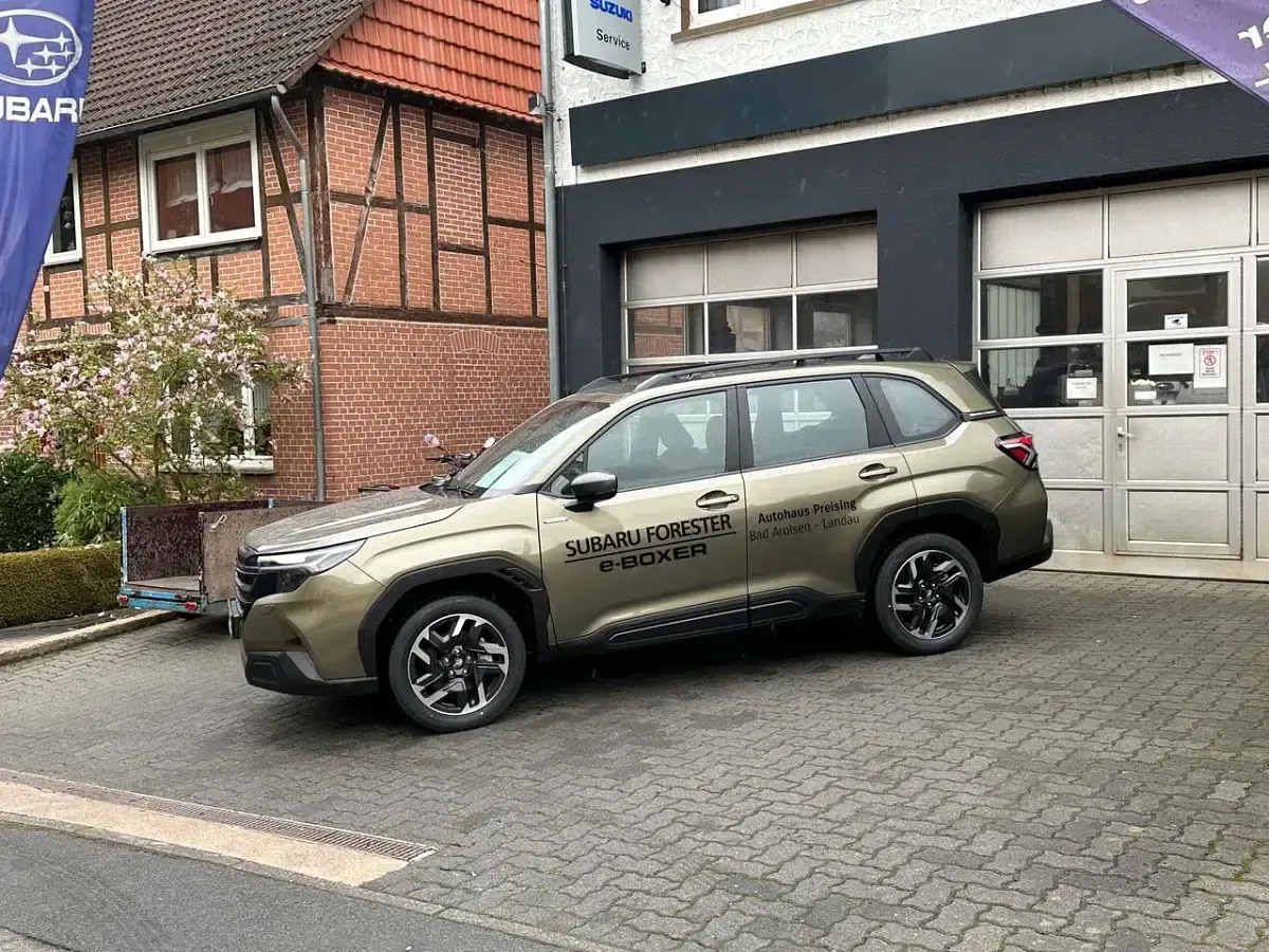 Gebraucht Subaru Forester Trend 136 PS (100 kW) 2026 Autumn green SUV