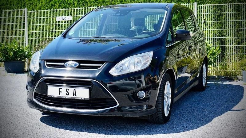 Gebraucht 2014 Ford Grand C-Max Titanium Van / Kleinbus | 9.499 € (Etwas zu teuer) - Bild 1/4