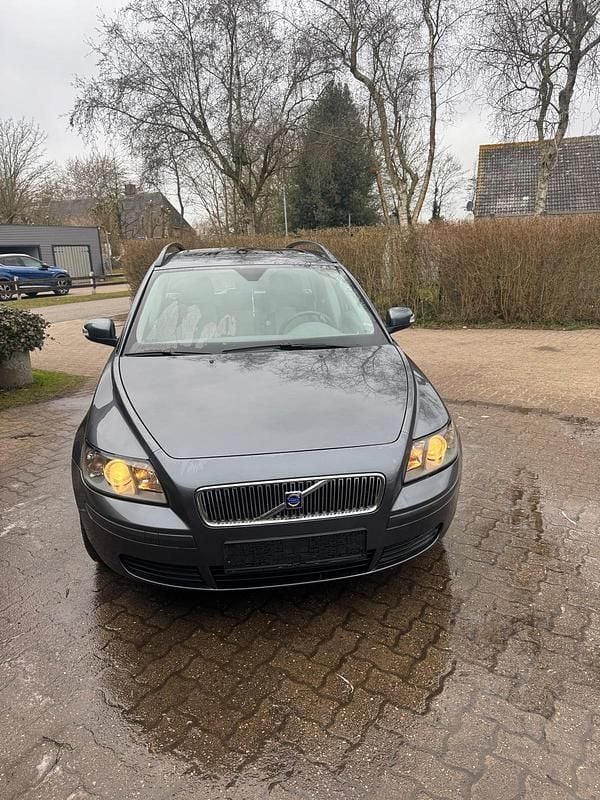 Gebraucht Volvo V50 108 PS (79 kW) 2006 Grau Kombi