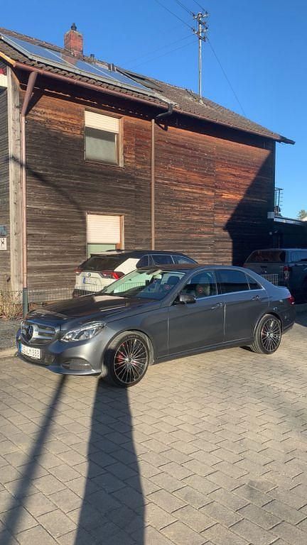 Gebraucht Mercedes E350 Avantgarde 258 PS (189 kW) 2015 Grau Limousine