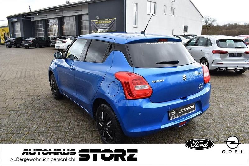 Gebraucht Suzuki Swift 90 PS (66 kW) 2020 Blau Kleinwagen