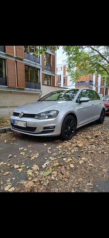 Gebraucht 2015 VW Golf VII Comfortline Limousine | 12.000 € (Fairer Preis) - Bild 1/4
